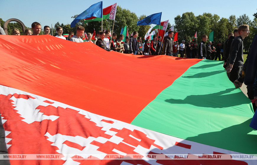 Могилевский район принял эстафету автопробега "Символ единства". Мемориал "Буйничское поле". Могилевский район принял эстафету автопробега "Символ единства". Мемориал "Буйничское поле".