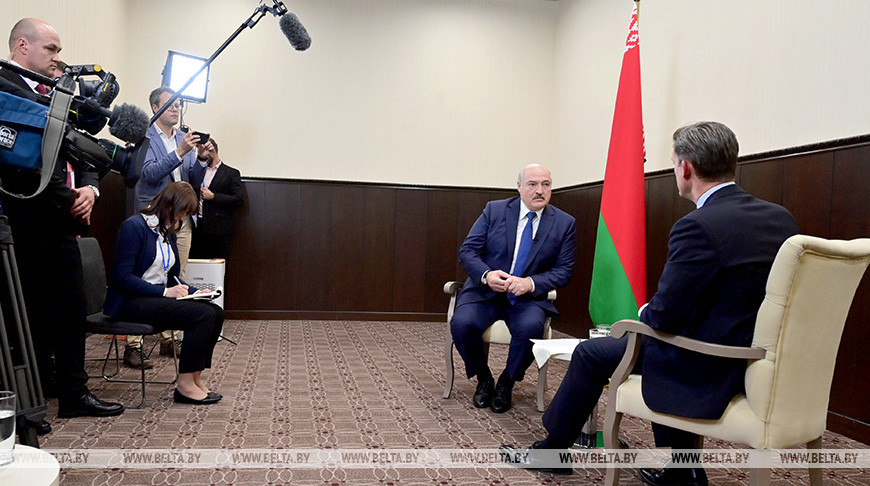 Во время интервью