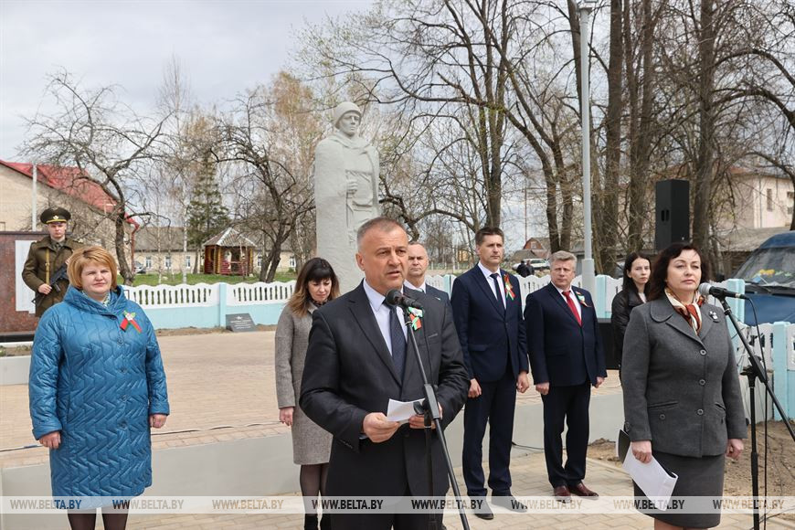 Выступает председатель Городокского райисполкома Петр Коробач Выступает председатель Городокского райисполкома Петр Коробач