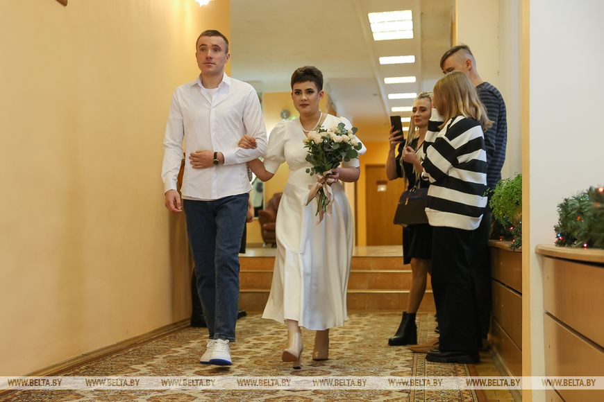 Во время церемонии бракосочетания семьи Гонюк Во время церемонии бракосочетания семьи Гонюк