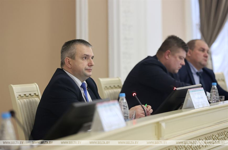 Иван Крупко во время совещания Иван Крупко во время совещания