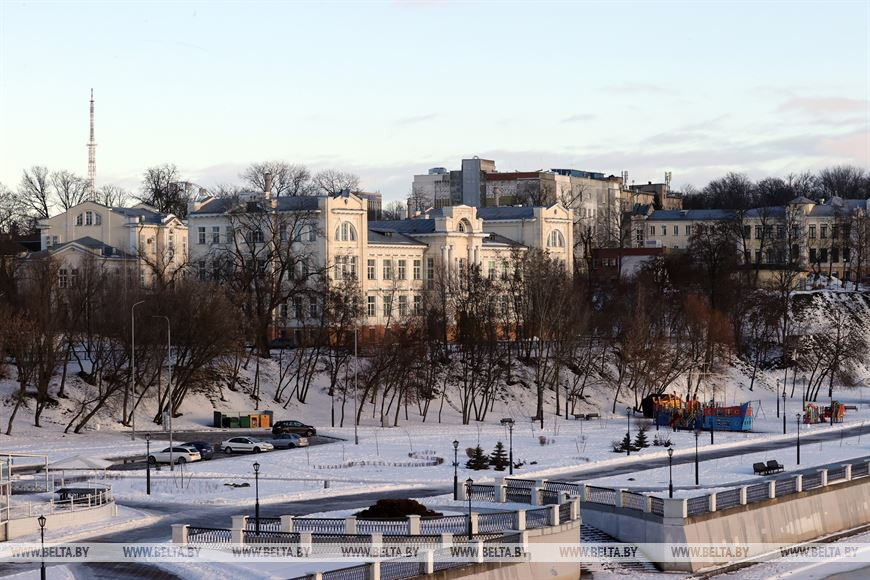 На месте деревянного молитвенного дома староверов ветковского беглопоповского толка в Гомеле еще до революции была построена земская больница (ныне — Гомельская городская больница скорой медицинской помощи) На месте деревянного молитвенного дома староверов ветковского беглопоповского толка в Гомеле еще до революции была построена земская больница (ныне — Гомельская городская больница скорой медицинской помощи)