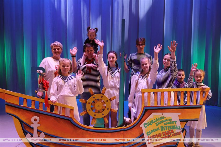 Семья Ирины и Алексея Петуховых из Лепельского района