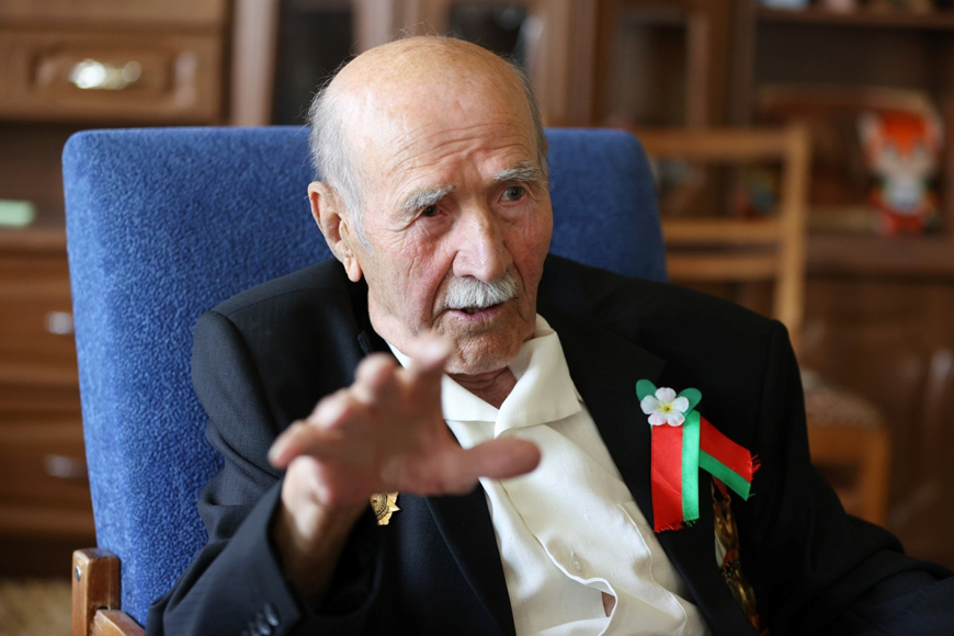 Антон Азаркевич Антон Азаркевич