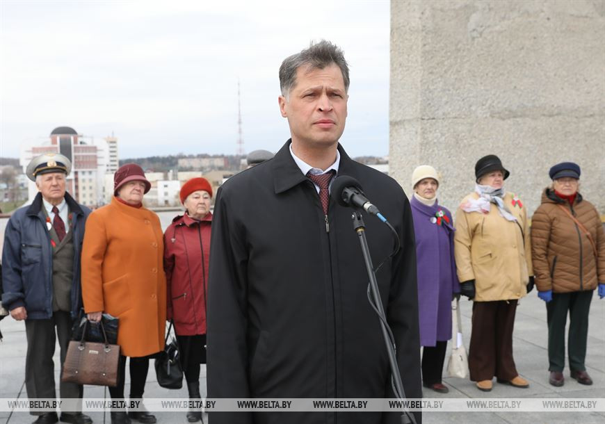 Выступает председатель Витебского городского Совета депутатов Владимир Белевич Выступает председатель Витебского городского Совета депутатов Владимир Белевич
