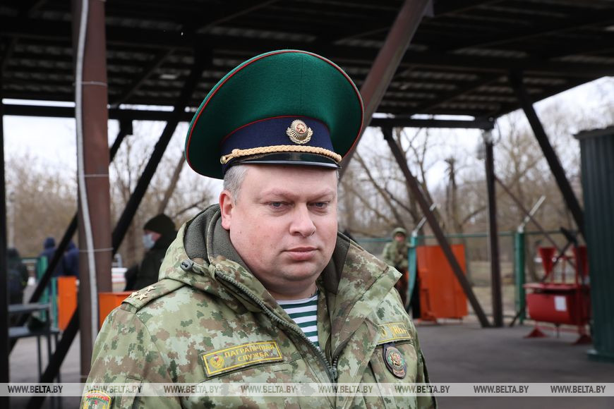 Начальник управления пограничного контроля Гомельской пограничной группы Егор Жигало