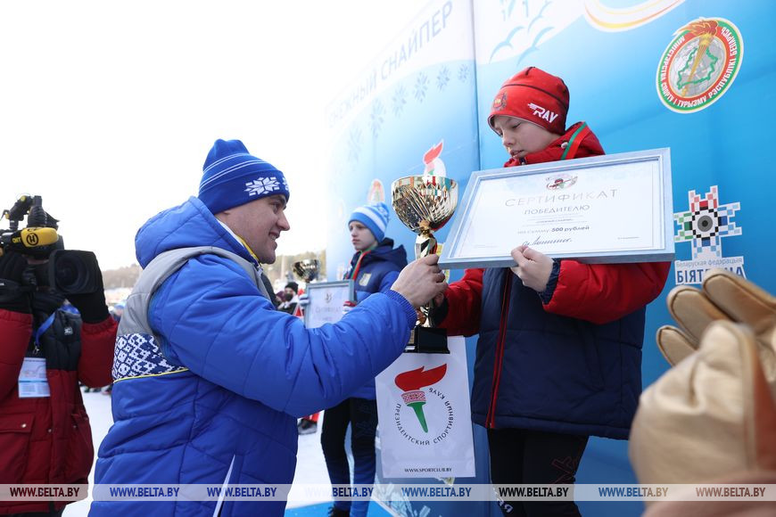Андрей Иванец во время вручения наград