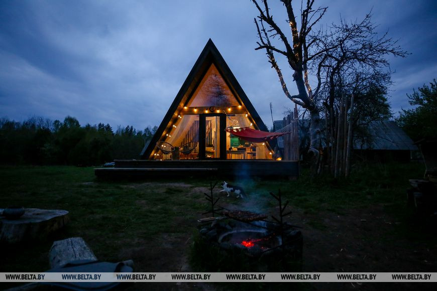 Деревня Белый Берег в Налибокской пуще Деревня Белый Берег в Налибокской пуще