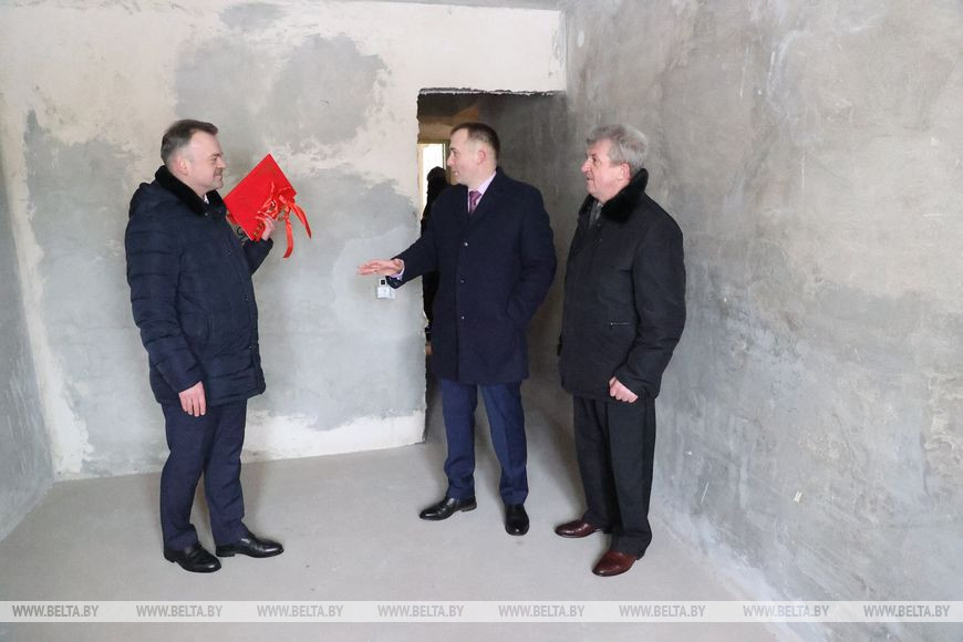 Главный врач Борисовской ЦРБ Александр Дрозд, директор Борисовского медколледжа Андрей Насанович, Борисовского райисполкома Геннадий Денгалев