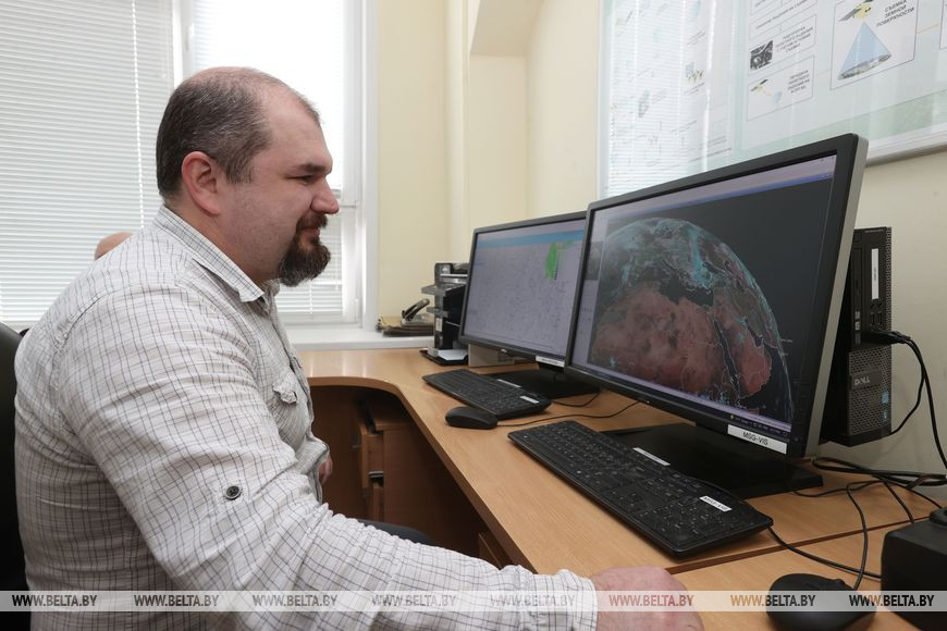 Начальник отдела приема данных УП "Геоинформационные системы" Сергей Нестеренок Начальник отдела приема данных УП "Геоинформационные системы" Сергей Нестеренок