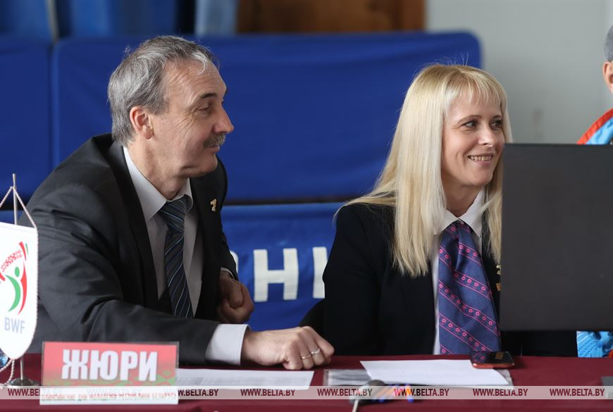 Члены жюри: генеральный секретарь БФТА Сергей Самусев и судья первой международной категории Наталья Радуховская Члены жюри: генеральный секретарь БФТА Сергей Самусев и судья первой международной категории Наталья Радуховская