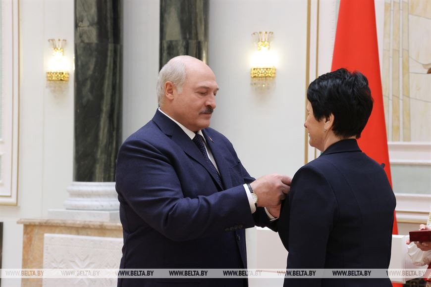 Судья Верховного Суда Ирина Тылец награждена медалью "За трудовые заслуги" Судья Верховного Суда Ирина Тылец награждена медалью "За трудовые заслуги"