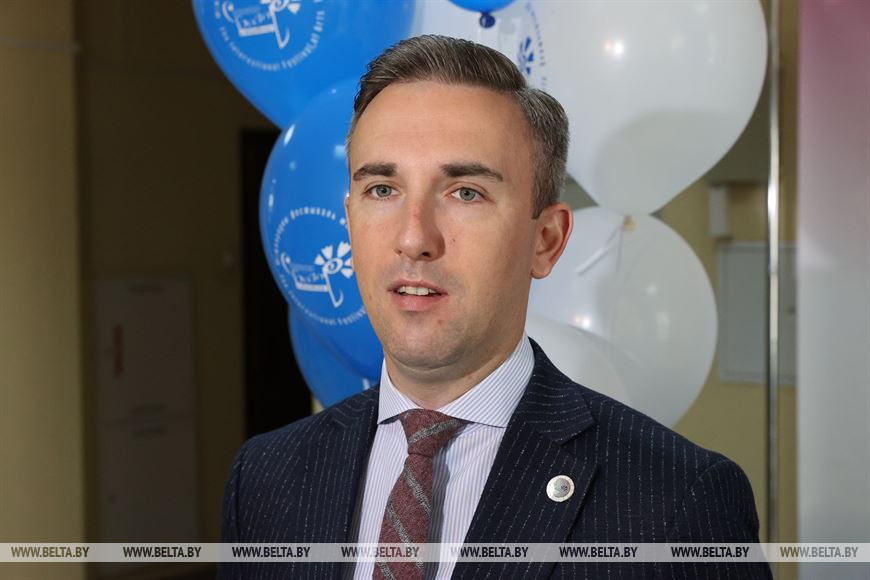 Глеб Лапицкий