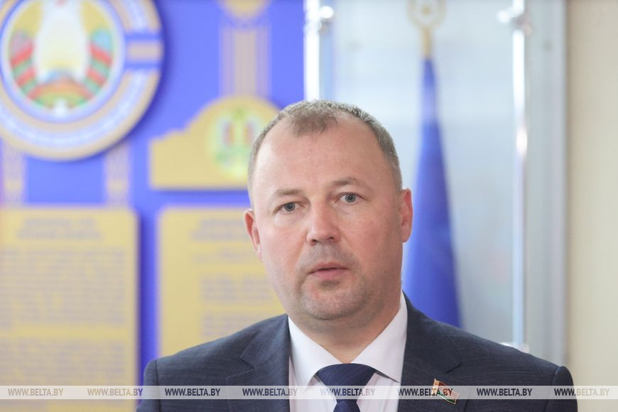 Александр Хижняк