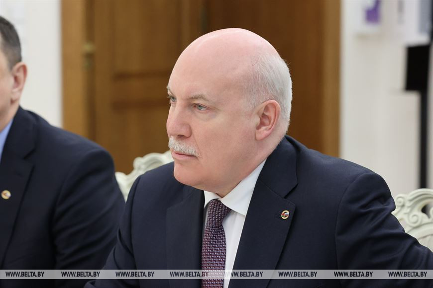 Дмитрий Мезенцев