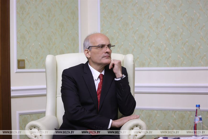 Рикардо Менендес Рикардо Менендес