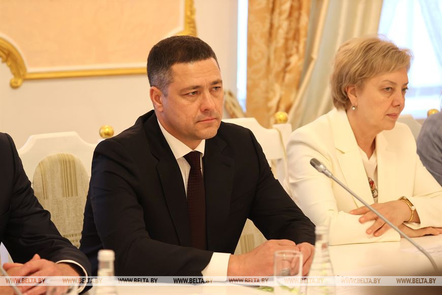 Губернатор Псковской области Михаил Ведерников Губернатор Псковской области Михаил Ведерников