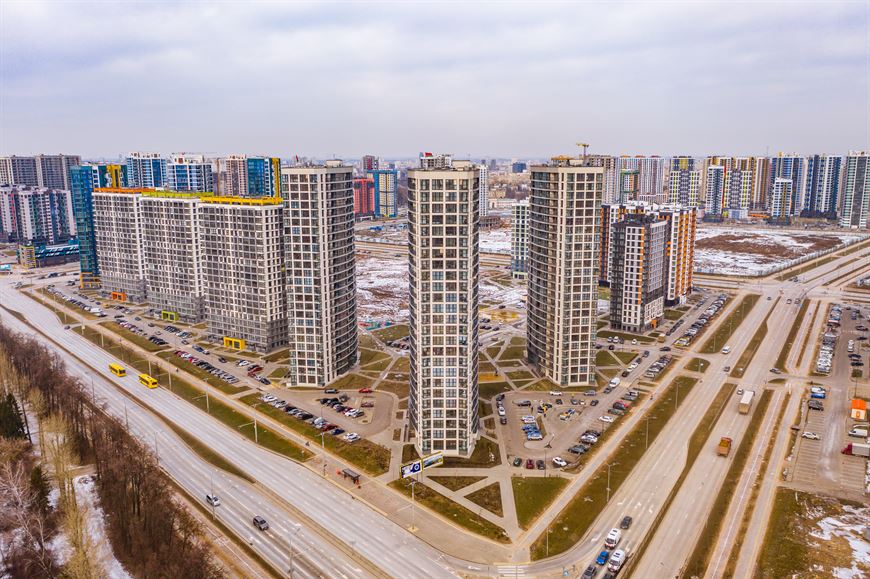 <center><b><i>Многофункциональный комплекс Minsk World </b></i></center> <center><b><i>Многофункциональный комплекс Minsk World </b></i></center>