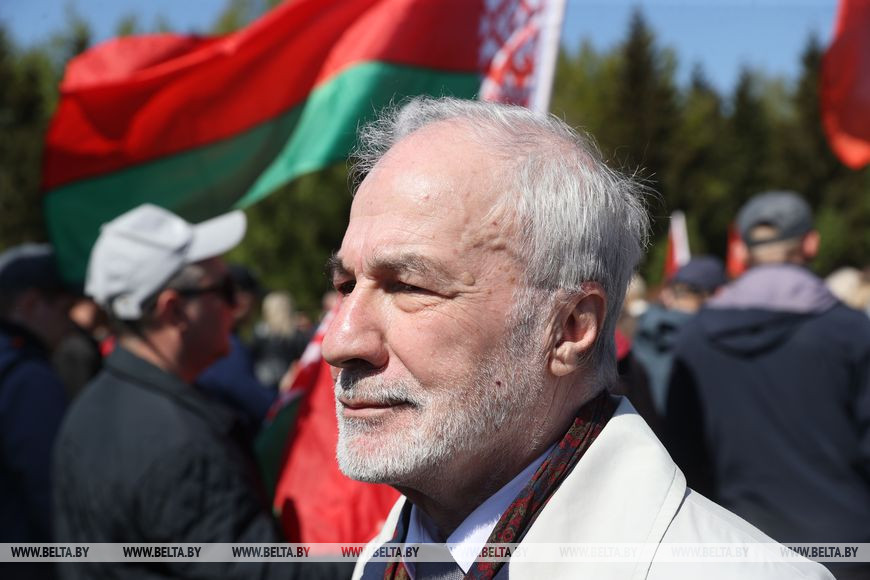 Армен Сардаров