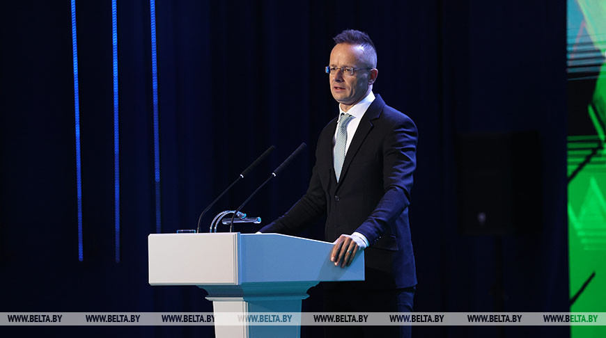 Петер Сийярто