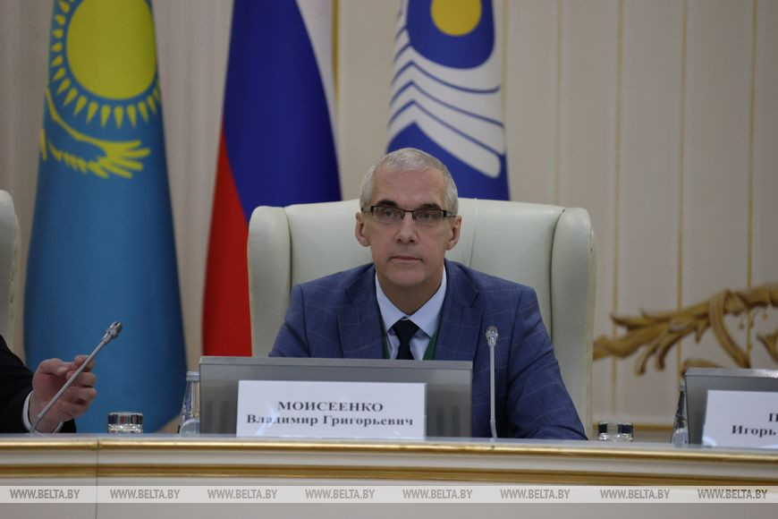 Владимир Моисеенко