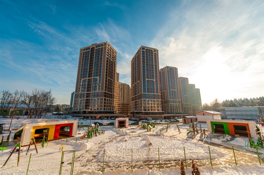 Безопасная прилегающая территория жилого комплекса