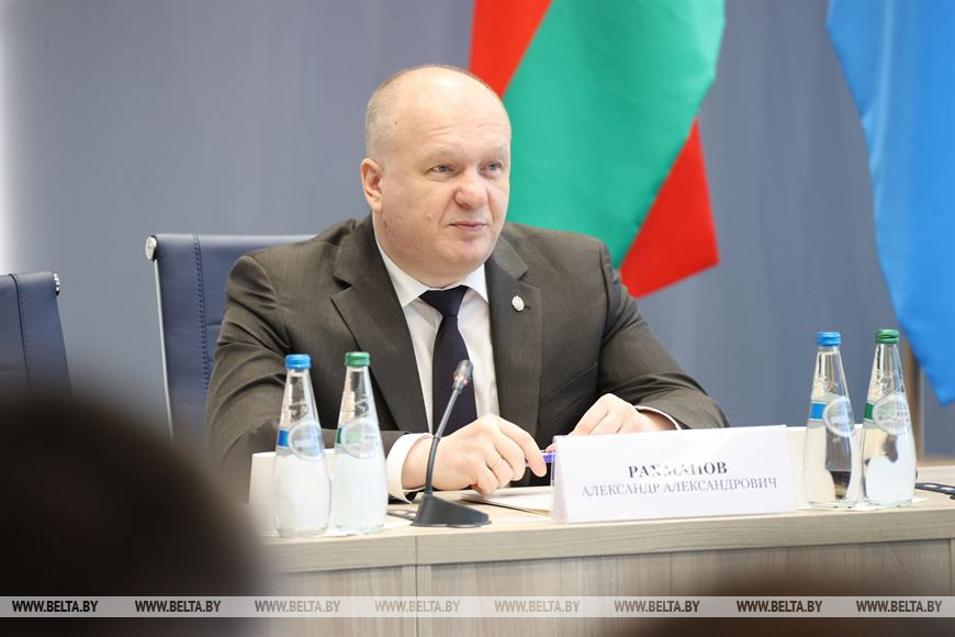 Александр Рахманов Александр Рахманов
