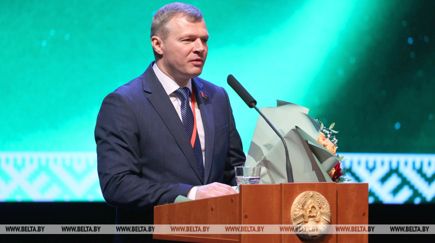 Олег Романов