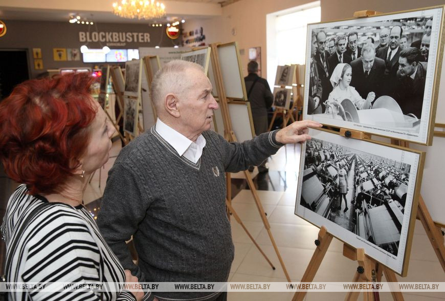 Выставка мэтра репортажной фотографии Николая Желудовича открылась в Могилеве, сентябрь 2017 года Выставка мэтра репортажной фотографии Николая Желудовича открылась в Могилеве, сентябрь 2017 года
