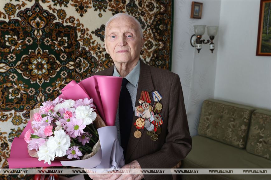 Николай Жариков