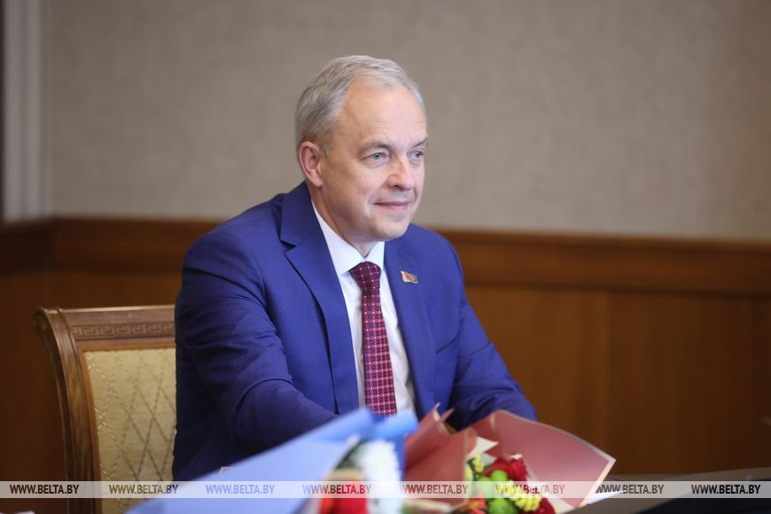 Игорь Сергеенко Игорь Сергеенко