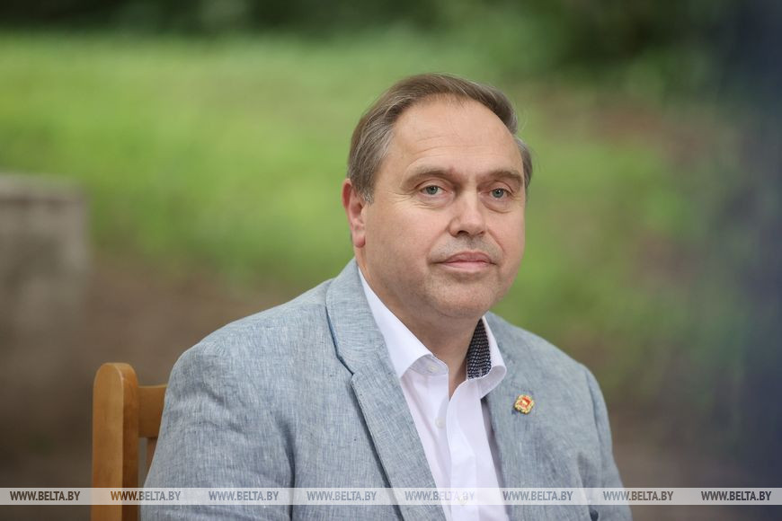 Владимир Караник