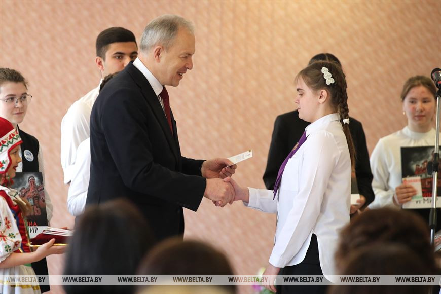 Игорь Сергеенко Игорь Сергеенко