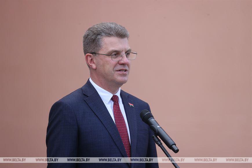 Владимир Кухарев