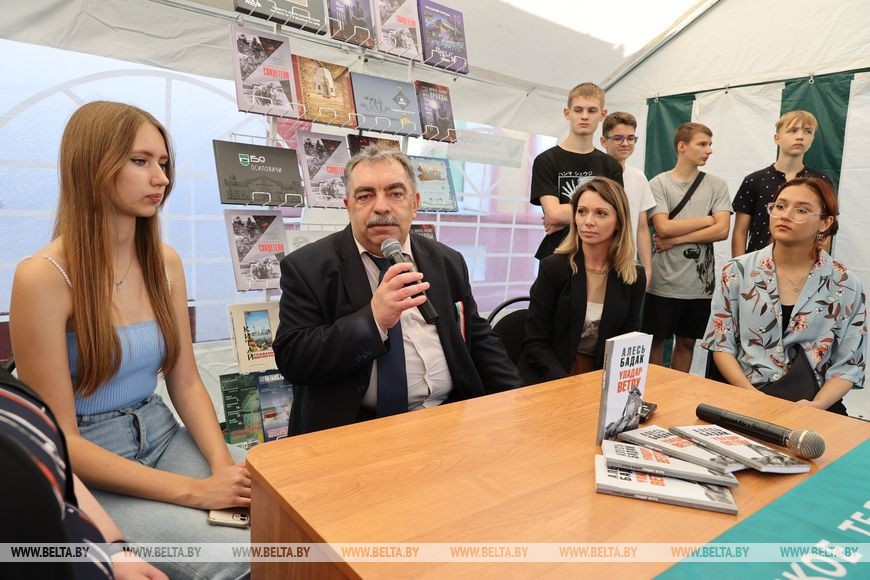 На встрече с Алесем Бадаком На встрече с Алесем Бадаком