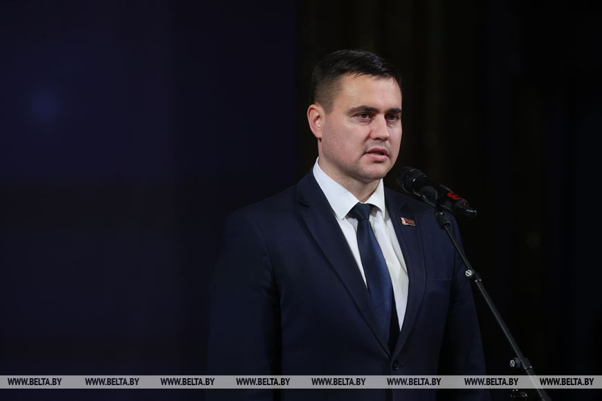 Андрей Иванец