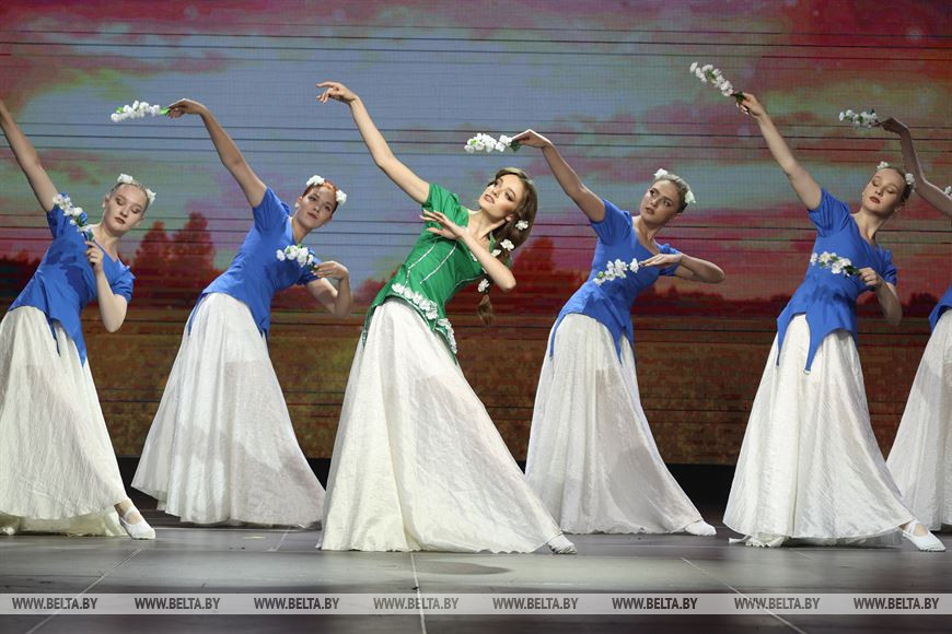 Анна Кравцова