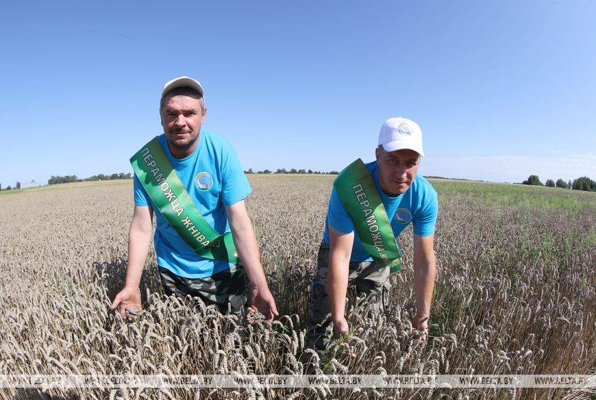 Дмитирий Ермоленко и Александр Скрипник Дмитирий Ермоленко и Александр Скрипник