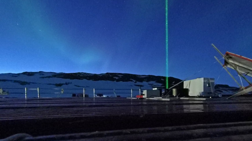 2023 год. Лазерный луч в ночном небе Антарктиды стал привычным явлением 2023 год. Лазерный луч в ночном небе Антарктиды стал привычным явлением