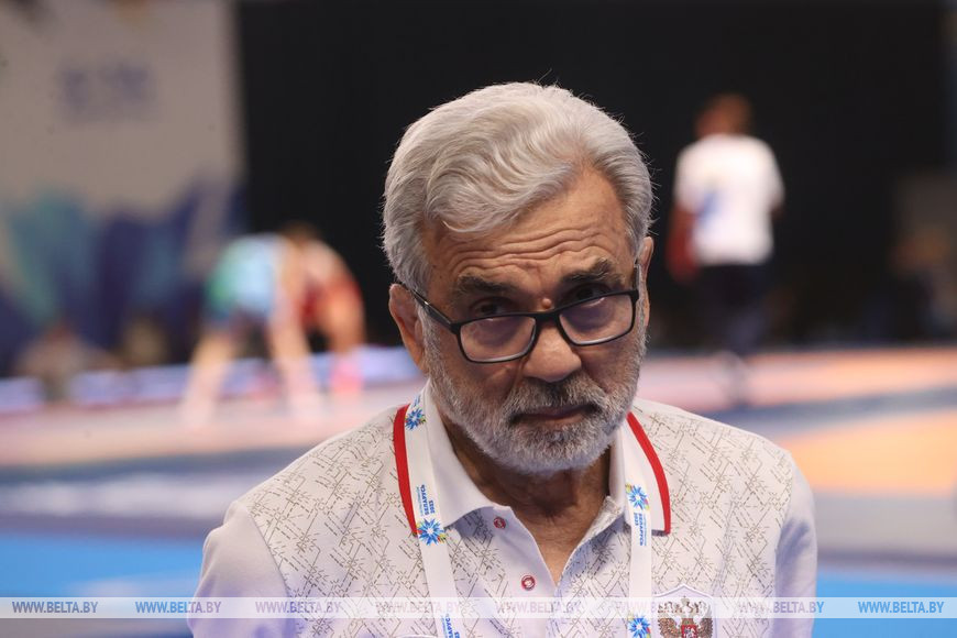 Юрий Шахмурадов