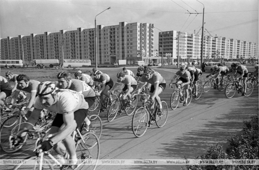Май 1974 года. Минск. XXI чемпионат СССР по многодневной велосипедной гонке на приз газеты "Социалистическая индустрия" Май 1974 года. Минск. XXI чемпионат СССР по многодневной велосипедной гонке на приз газеты "Социалистическая индустрия"
