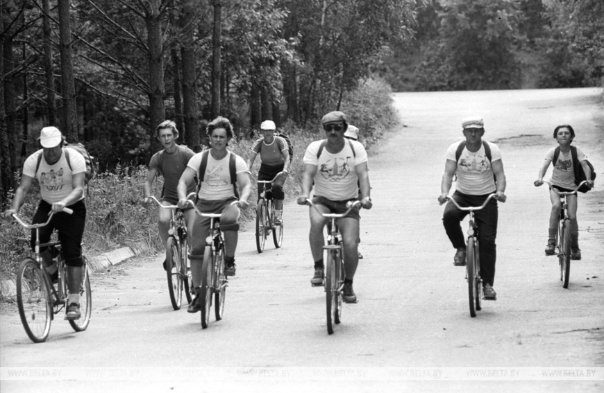 Июль 1983 года. Велотуристы на Нарочи Июль 1983 года. Велотуристы на Нарочи